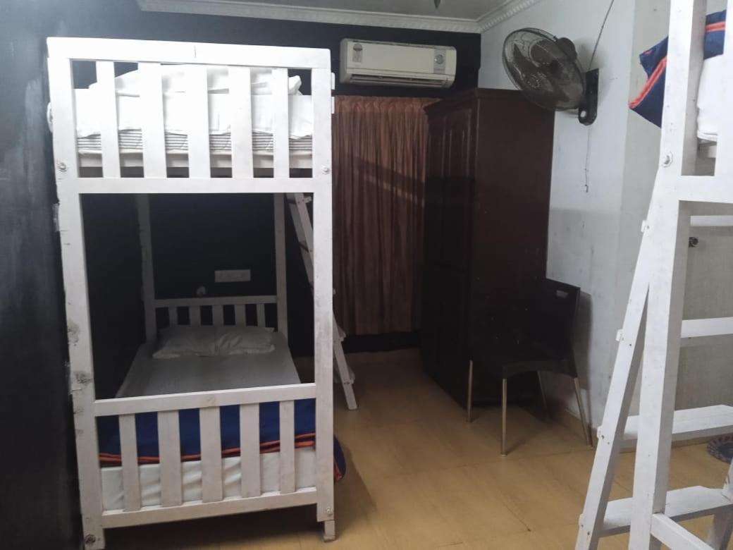 Xhostel Hostel Kochi Luaran gambar