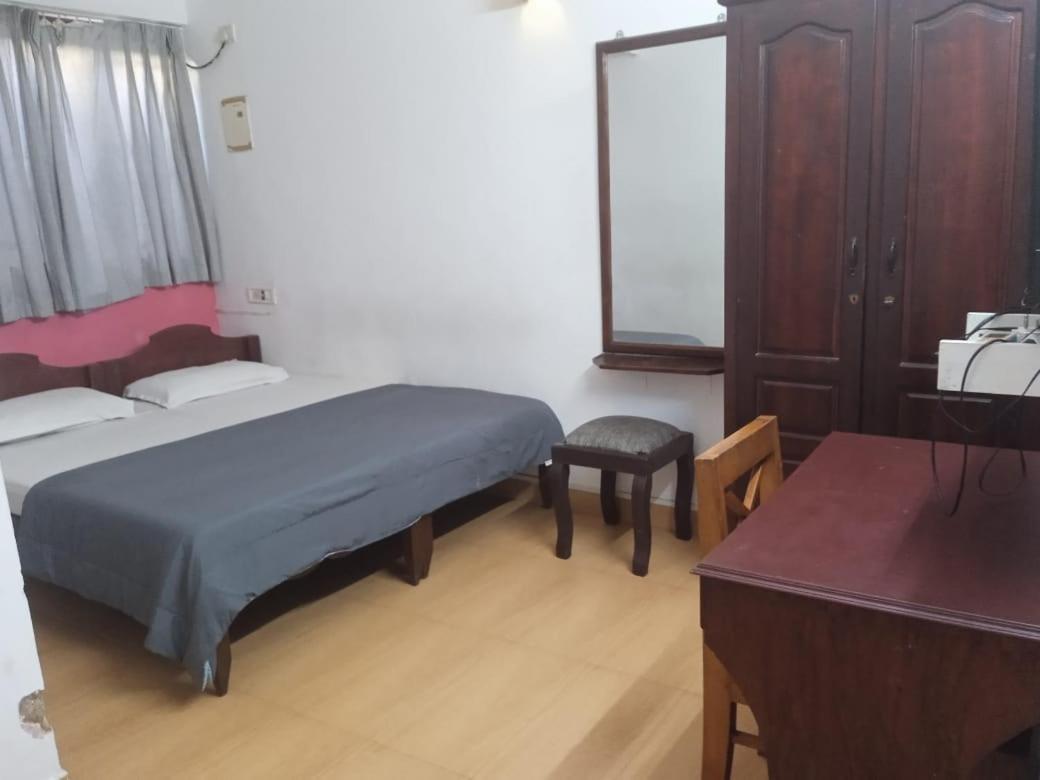 Xhostel Hostel Kochi Luaran gambar