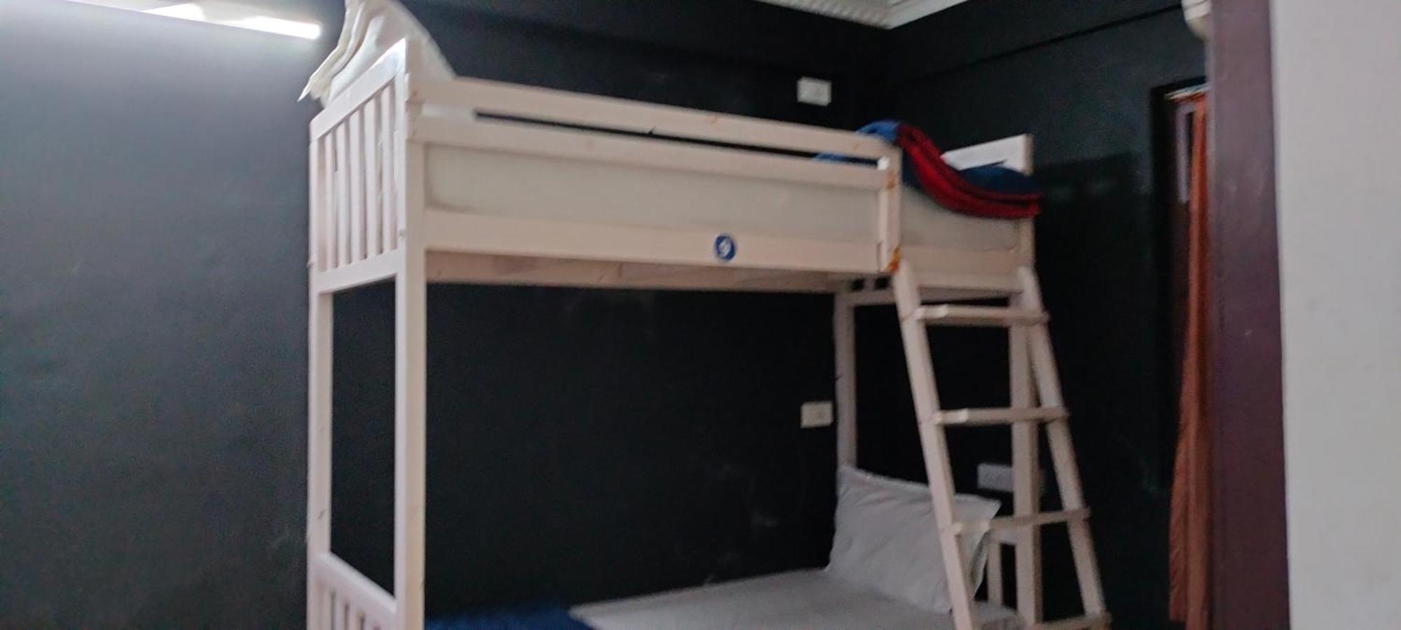 Xhostel Hostel Kochi Luaran gambar